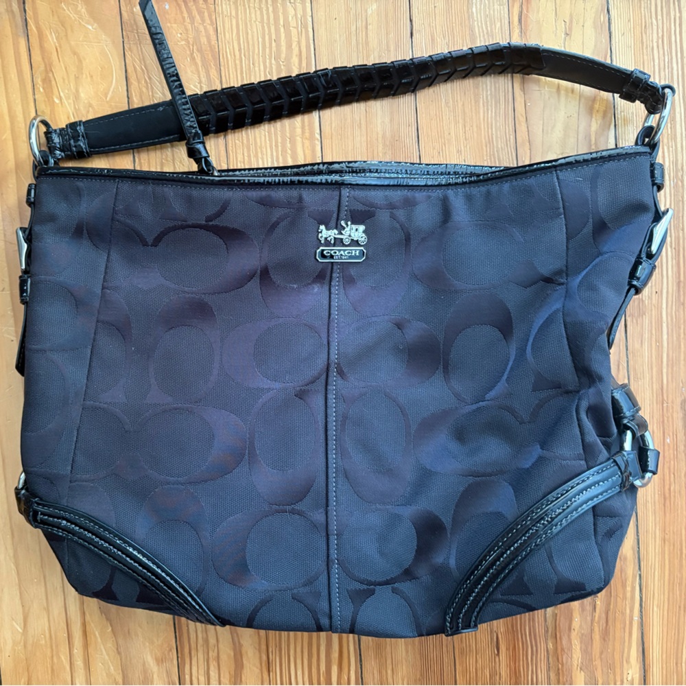 Coach hobo signature
